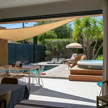 Les Capucines Villa *